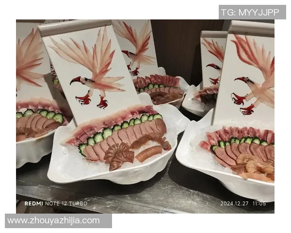 探索现代餐饮业的创新与变革：从菜品设计到顾客体验全方位提升策略