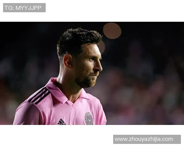 足坛历史十大球员盘点与传奇人物影响力深度解析